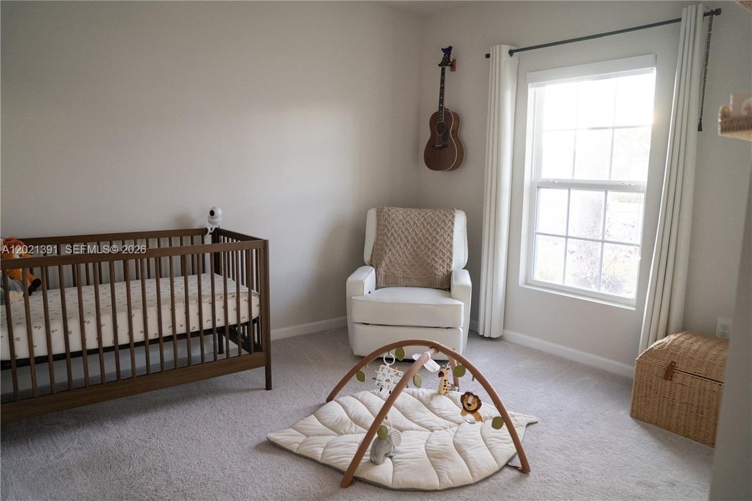 For Sale: $384,500 (4 beds, 2 baths, 1724 Square Feet)