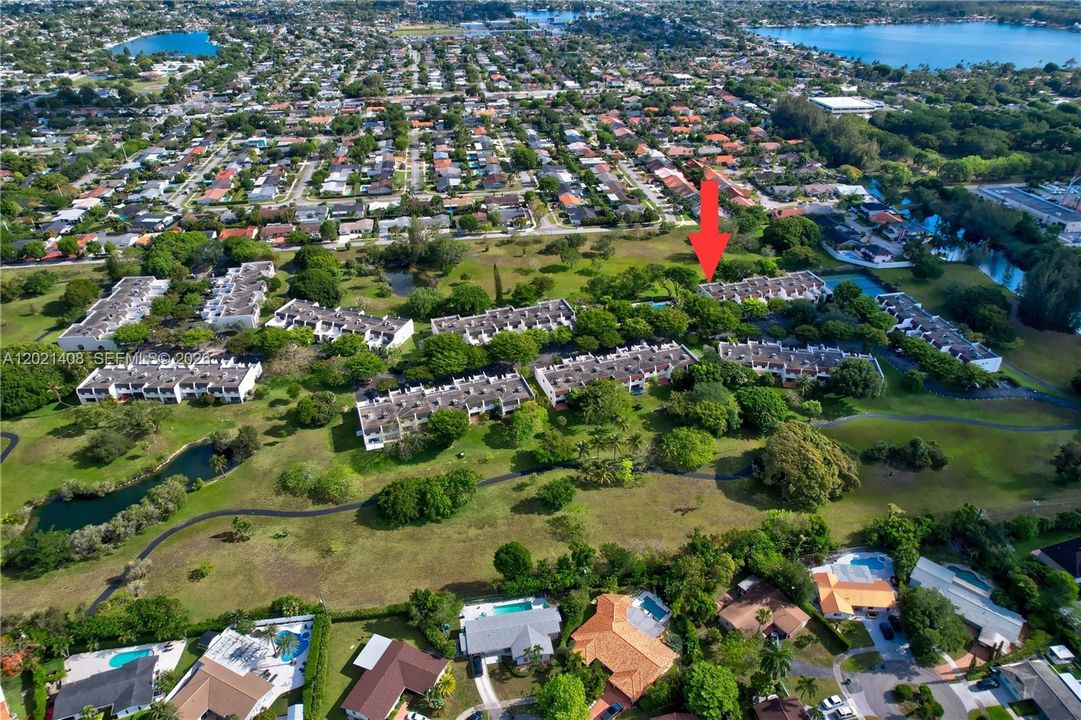 En Venta: $629,000 (2 camas, 2 baños, 1780 Pies cuadrados)