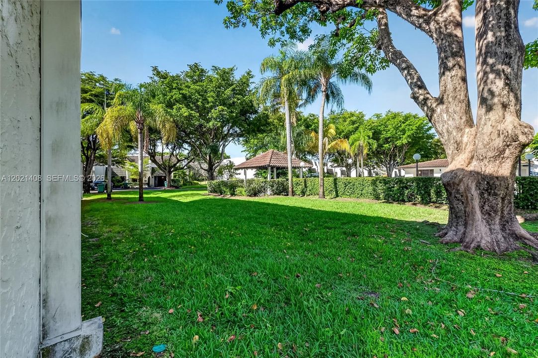 En Venta: $629,000 (2 camas, 2 baños, 1780 Pies cuadrados)
