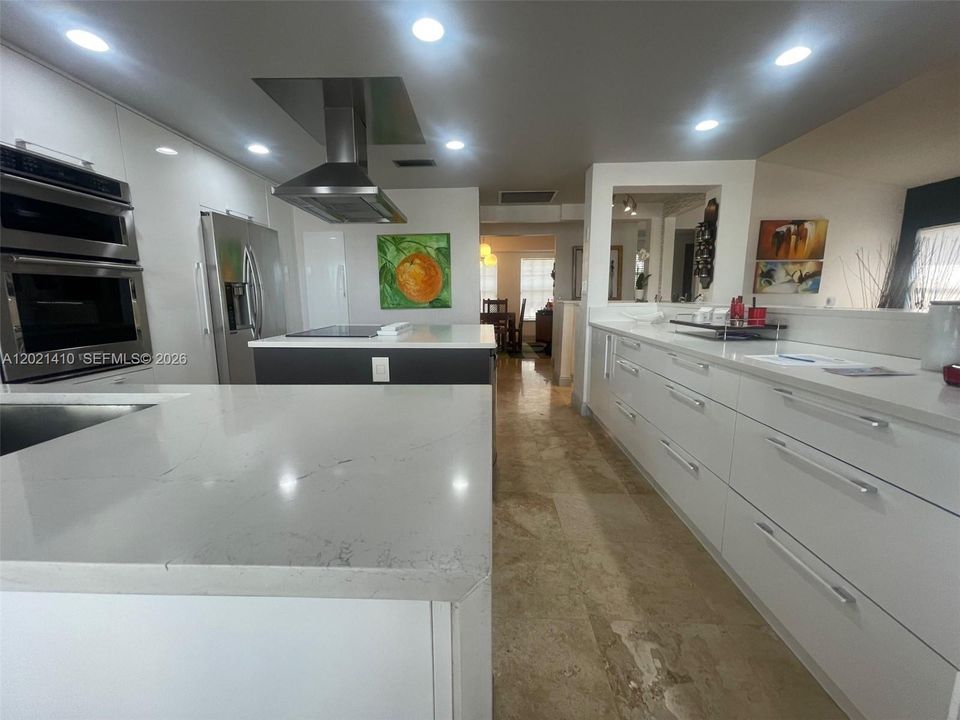 For Sale: $1,400,000 (5 beds, 3 baths, 3304 Square Feet)