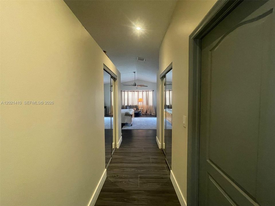 For Sale: $1,400,000 (5 beds, 3 baths, 3304 Square Feet)