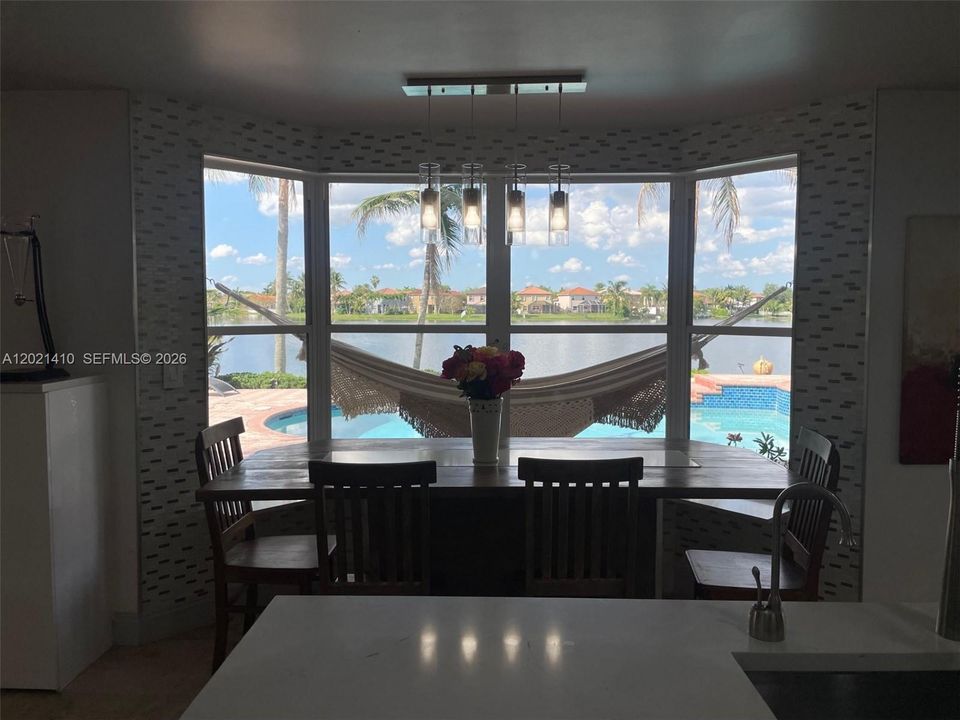 For Sale: $1,400,000 (5 beds, 3 baths, 3304 Square Feet)