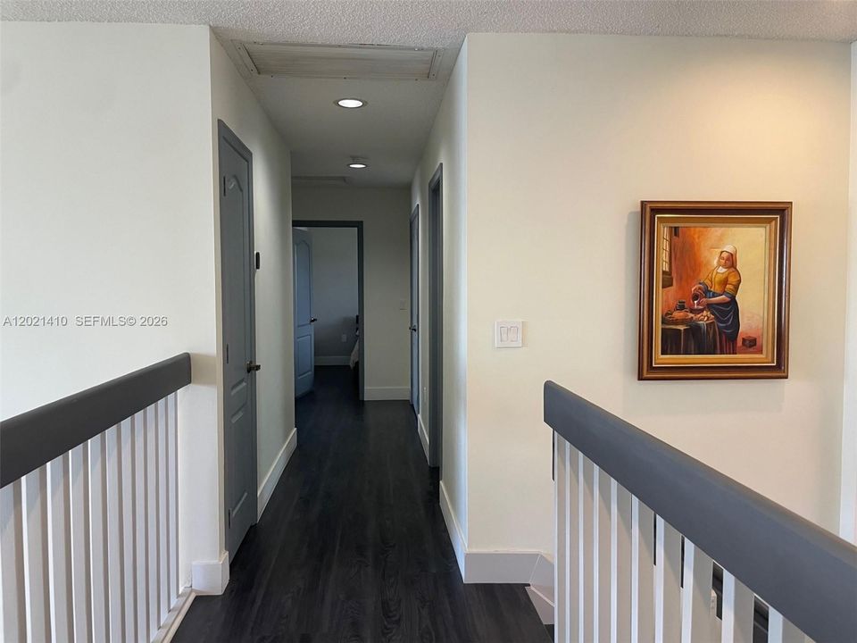 For Sale: $1,400,000 (5 beds, 3 baths, 3304 Square Feet)