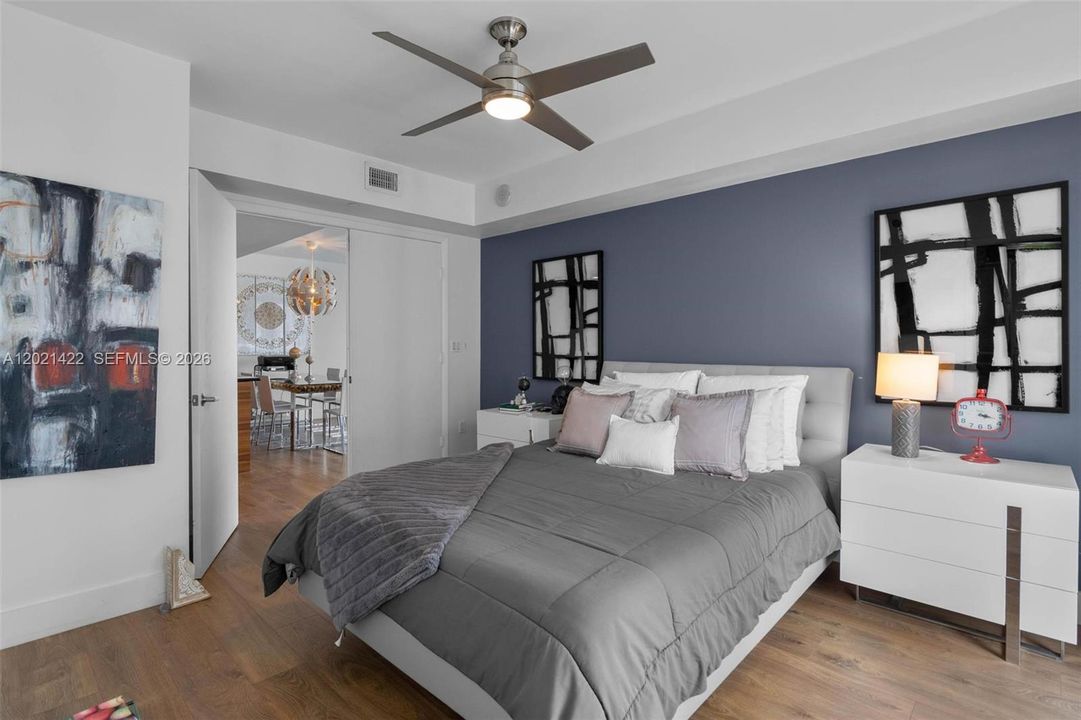 For Sale: $1,050,000 (3 beds, 2 baths, 1789 Square Feet)