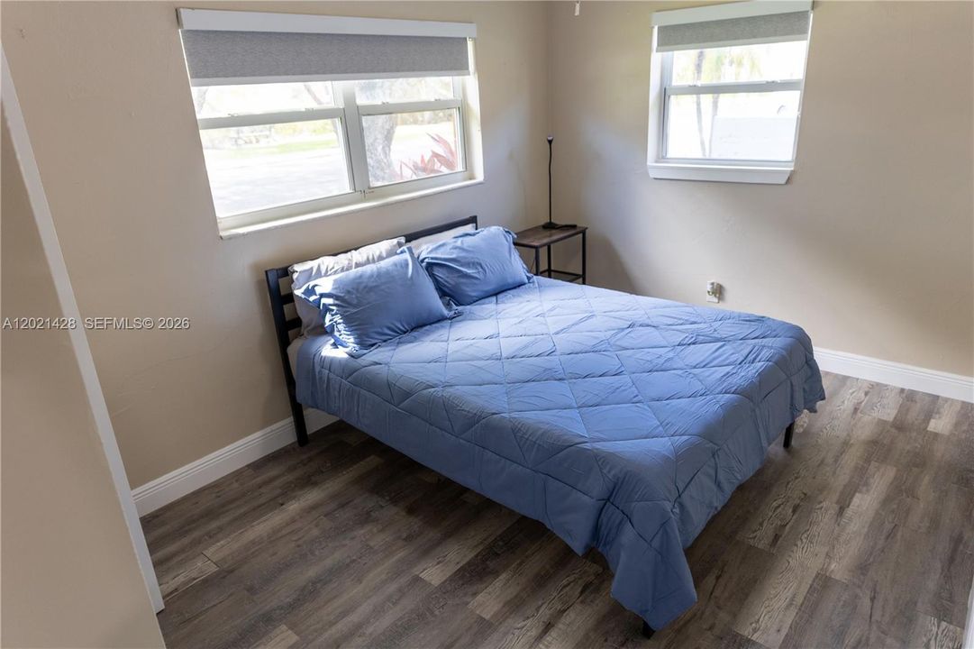For Sale: $434,999 (3 beds, 1 baths, 1023 Square Feet)