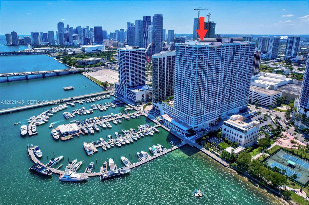 待售: $449,000 (1 贝兹, 1 浴室, 1048 平方英尺)
