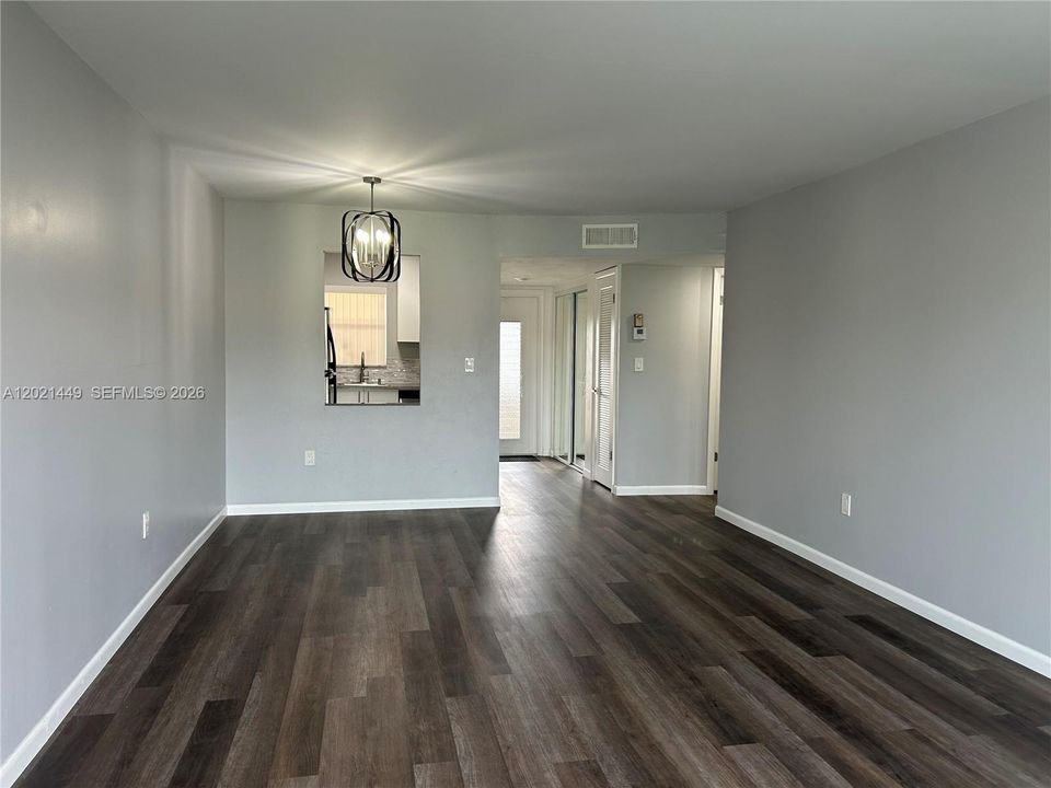 En Venta: $130,000 (2 camas, 2 baños, 850 Pies cuadrados)