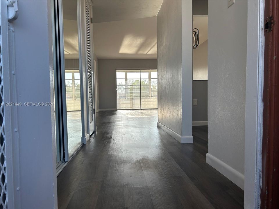 En Venta: $130,000 (2 camas, 2 baños, 850 Pies cuadrados)