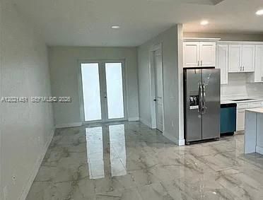 На продажу: $319,900 (3 спален, 2 ванн, 1562 Квадратных фут)