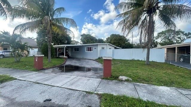 For Sale: $359,000 (3 beds, 1 baths, 960 Square Feet)