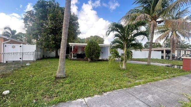 For Sale: $359,000 (3 beds, 1 baths, 960 Square Feet)