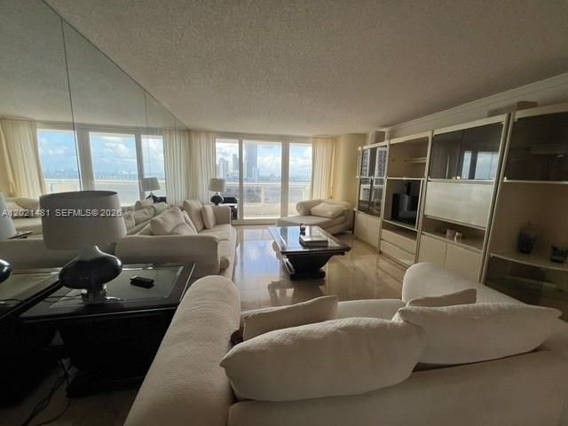 Active With Contract: $679,000 (2 beds, 2 baths, 1464 Square Feet)