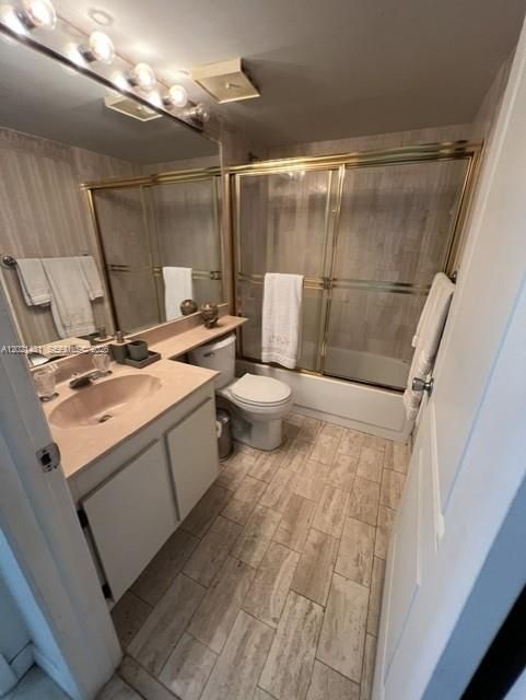 Active With Contract: $679,000 (2 beds, 2 baths, 1464 Square Feet)