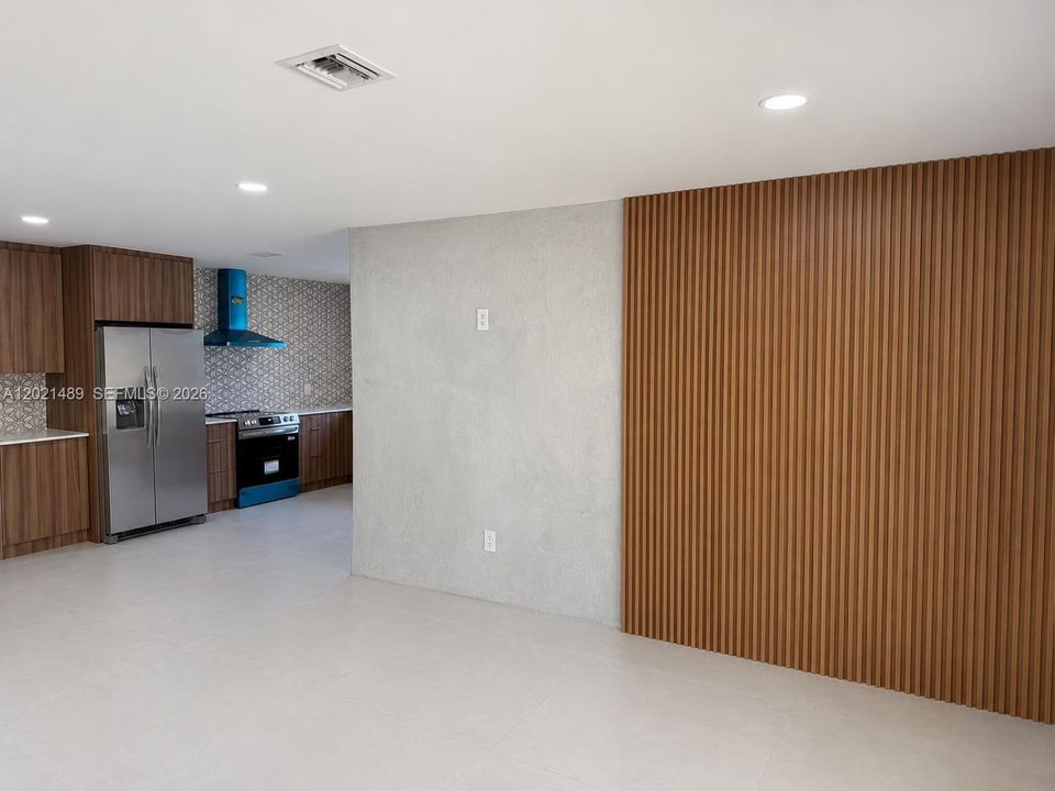 En Venta: $579,999 (4 camas, 3 baños, 1149 Pies cuadrados)