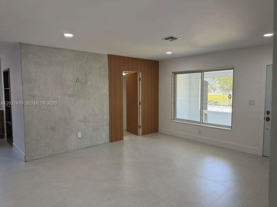 En Venta: $579,999 (4 camas, 3 baños, 1149 Pies cuadrados)
