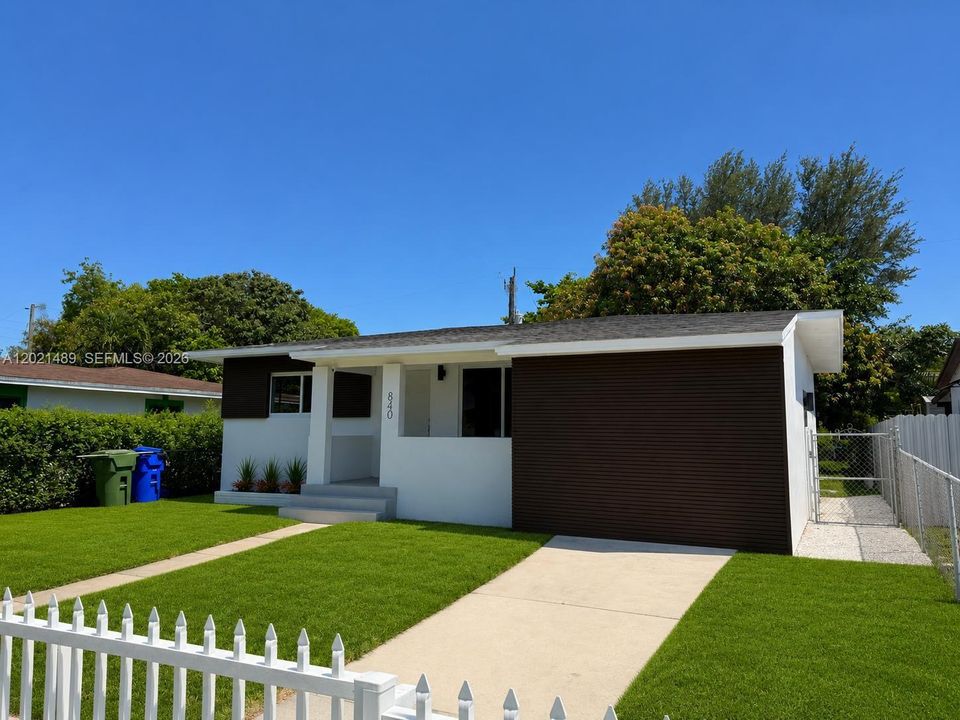 En Venta: $579,999 (4 camas, 3 baños, 1149 Pies cuadrados)