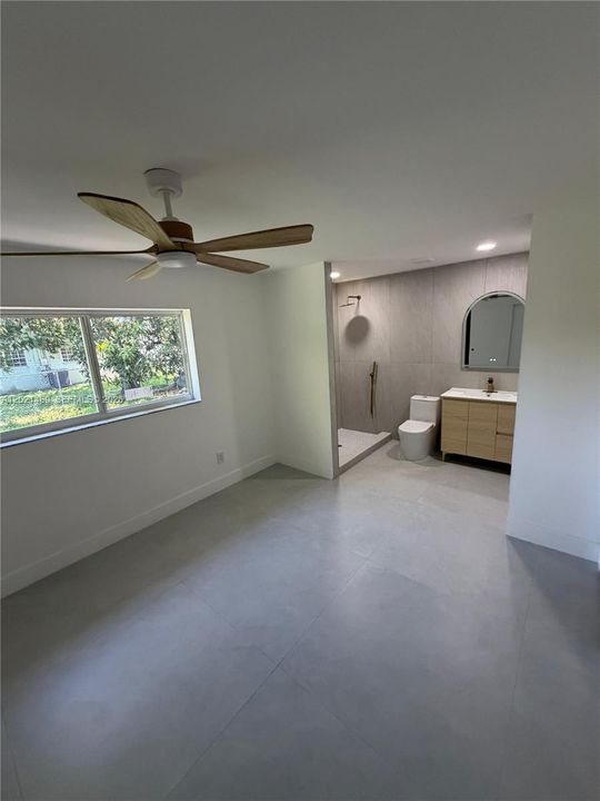 En Venta: $579,999 (4 camas, 3 baños, 1149 Pies cuadrados)