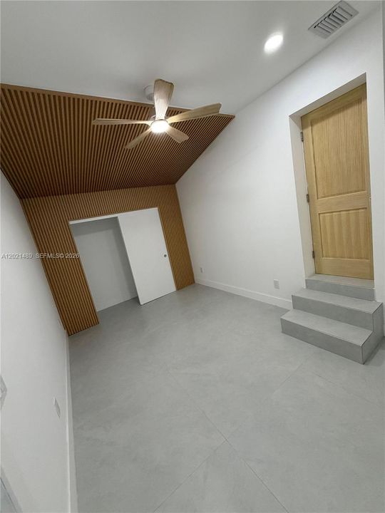 En Venta: $579,999 (4 camas, 3 baños, 1149 Pies cuadrados)