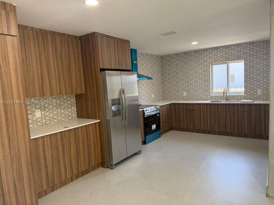 En Venta: $579,999 (4 camas, 3 baños, 1149 Pies cuadrados)