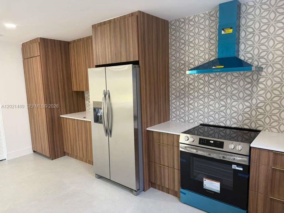 En Venta: $579,999 (4 camas, 3 baños, 1149 Pies cuadrados)