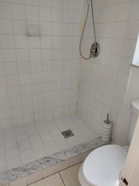 giffrard bathroom