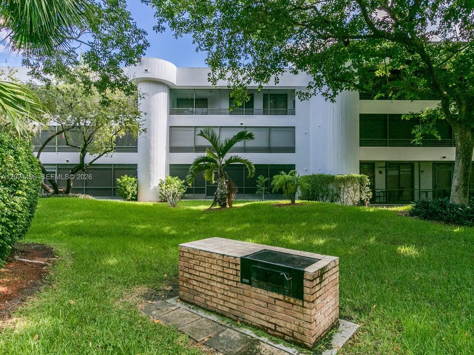 En Venta: $320,000 (2 camas, 2 baños, 1300 Pies cuadrados)