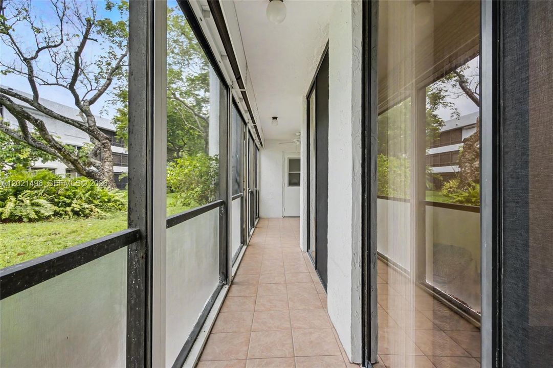 En Venta: $320,000 (2 camas, 2 baños, 1300 Pies cuadrados)