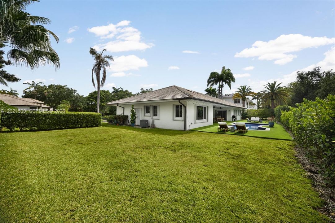 For Sale: $1,530,000 (4 beds, 3 baths, 2836 Square Feet)