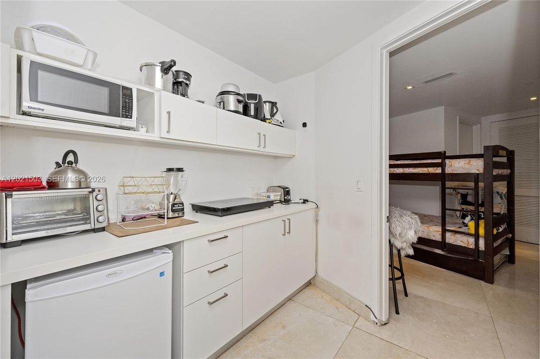 For Sale: $9,900,000 (7 beds, 5 baths, 0 Square Feet)