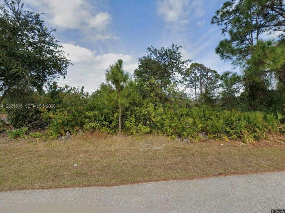For Sale: $40,000 (0.25 acres)