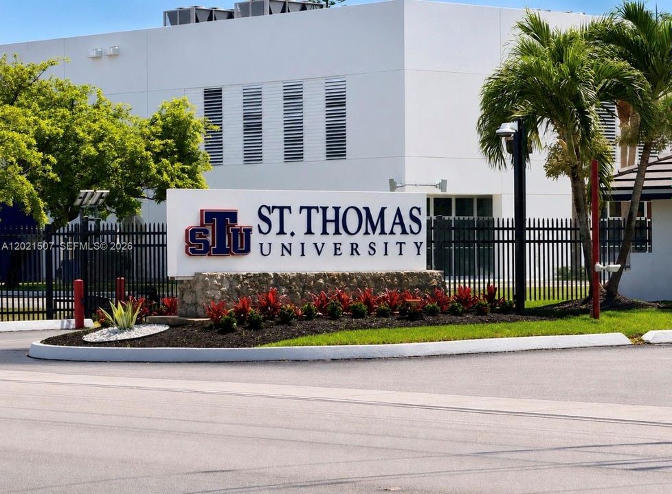 En Venta: $724,900 (4 camas, 2 baños, 1345 Pies cuadrados)