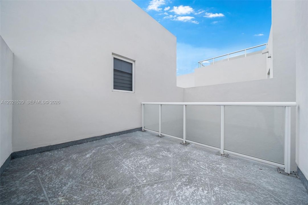 For Sale: $920,000 (4 beds, 3 baths, 2317 Square Feet)