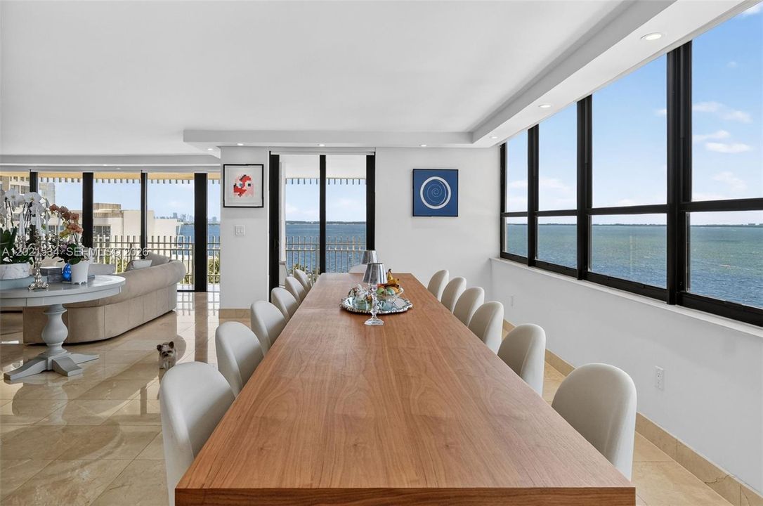 For Sale: $7,500,000 (6 beds, 4 baths, 5012 Square Feet)