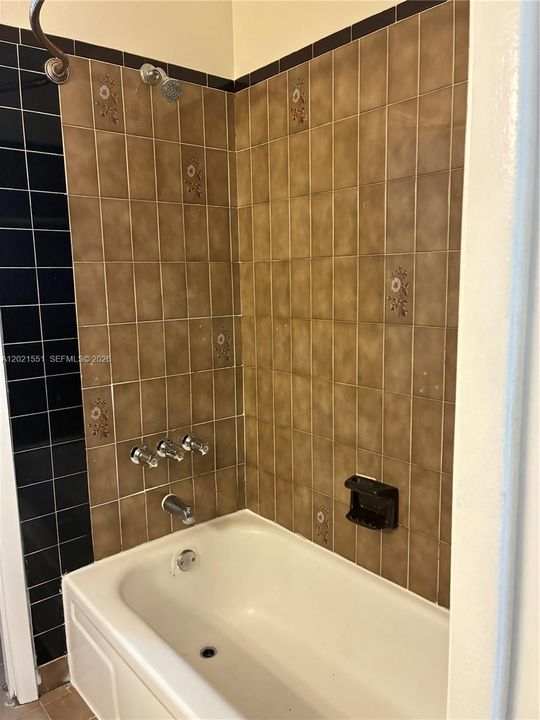 En Renta: $3,300 (3 camas, 2 baños, 1611 Pies cuadrados)