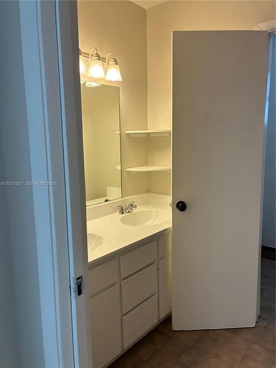 En Renta: $3,300 (3 camas, 2 baños, 1611 Pies cuadrados)