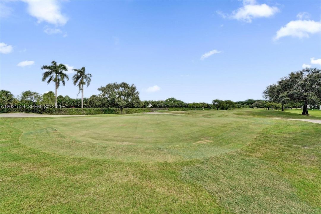 For Sale: $290,000 (2 beds, 2 baths, 1385 Square Feet)