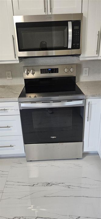 For Rent: $1,950 (2 beds, 1 baths, 9693 Square Feet)