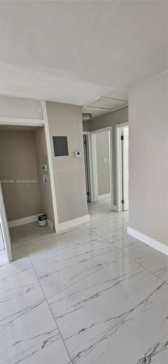 For Rent: $1,950 (2 beds, 1 baths, 9693 Square Feet)