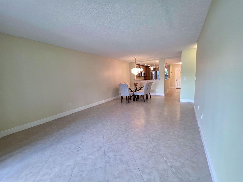 Dining/ Living