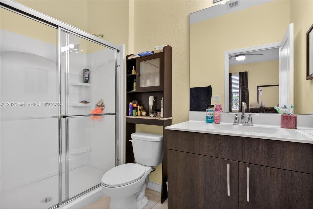 В аренду: $2,600 (3 спален, 2 ванн, 1496 Квадратных фут)