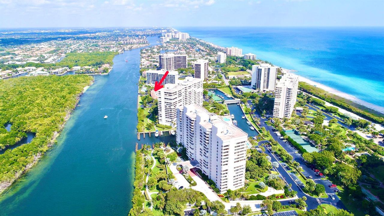 DIRECT INTRACOASTAL TOWNHOUSE