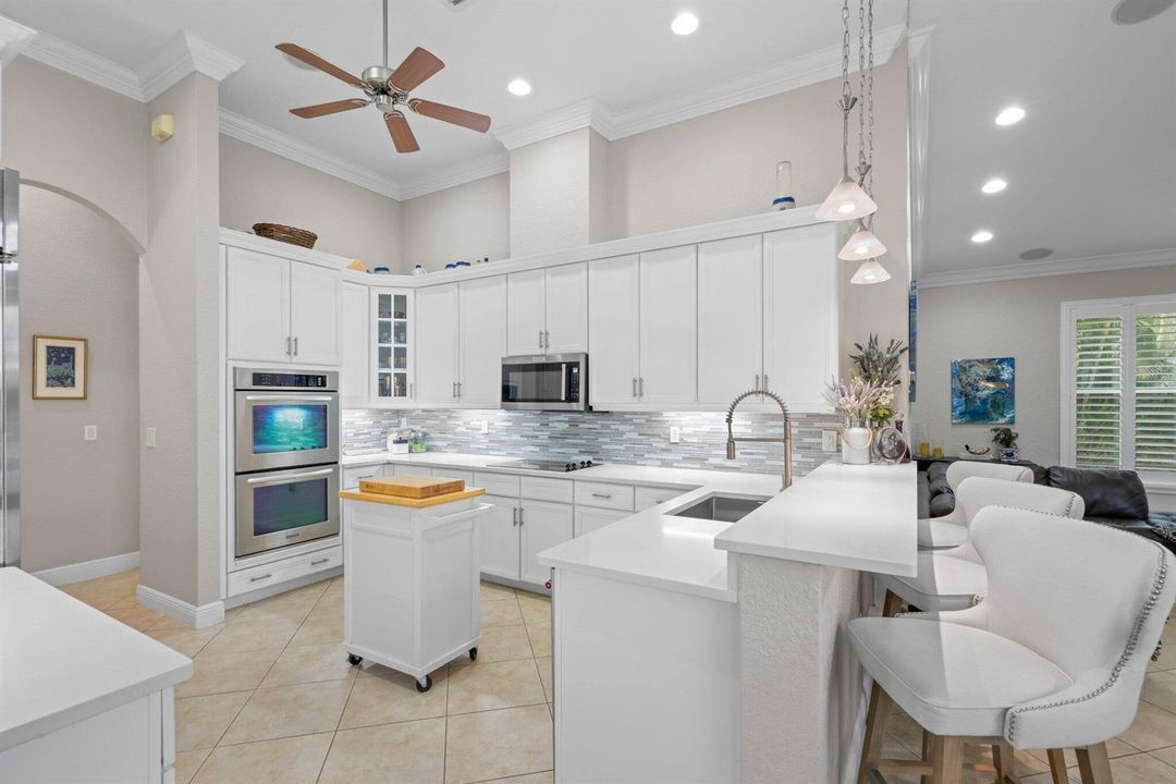10812 Castle Oak Drive - 45.jpg-SMALL