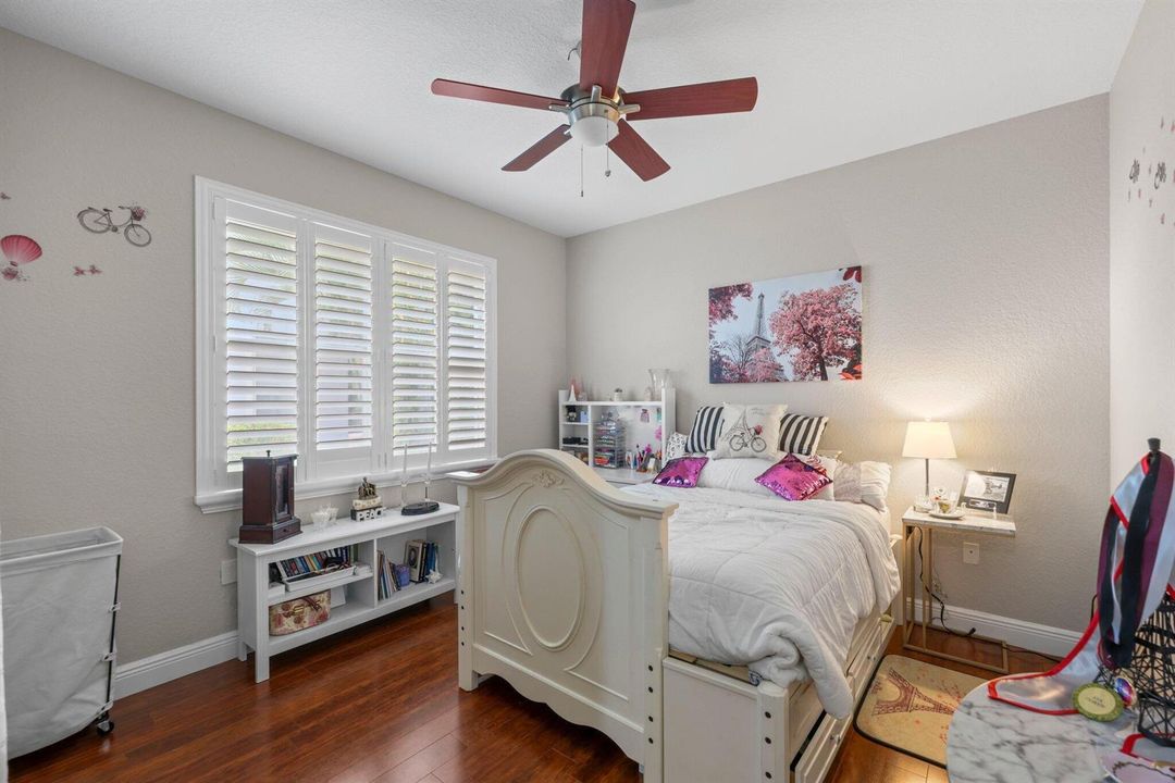10812 Castle Oak Drive - 64.jpg-SMALL