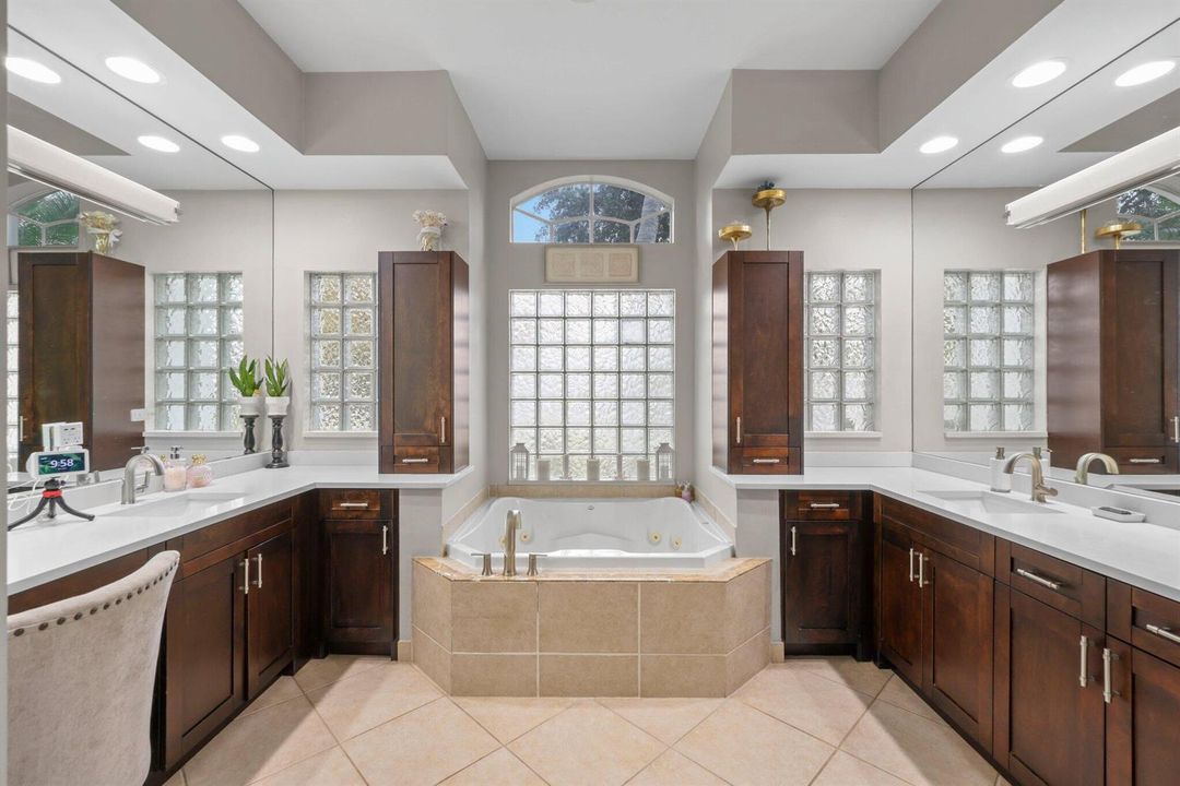 10812 Castle Oak Drive - 69.jpg-SMALL