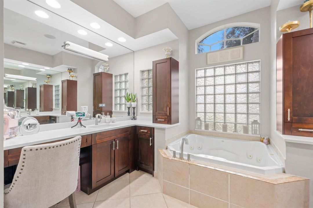 10812 Castle Oak Drive - 70.jpg-SMALL