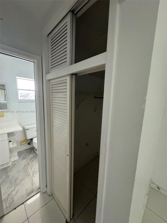 На продажу: $215,000 (1 спален, 1 ванн, 800 Квадратных фут)