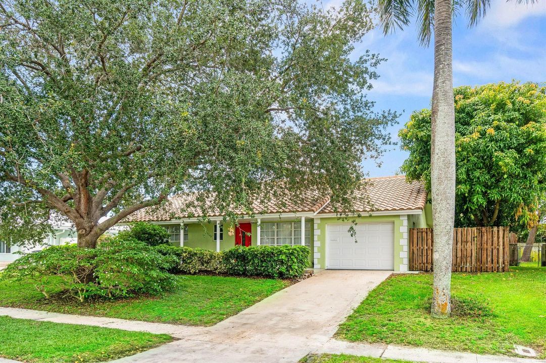 002-1290Southwest8thStreet-BocaRaton-FL-