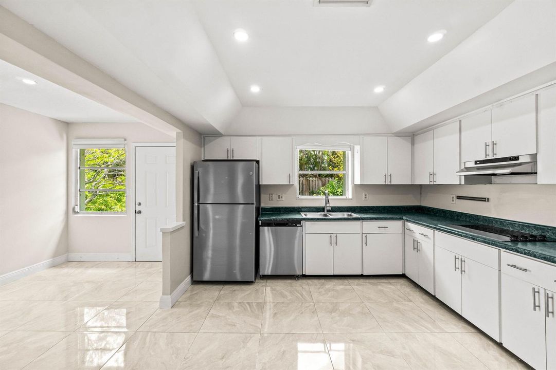 014-1290Southwest8thStreet-BocaRaton-FL-