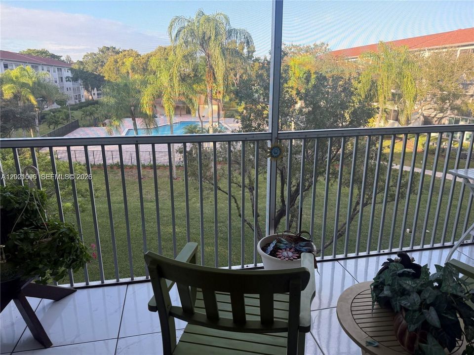 En Venta: $212,000 (2 camas, 2 baños, 1100 Pies cuadrados)