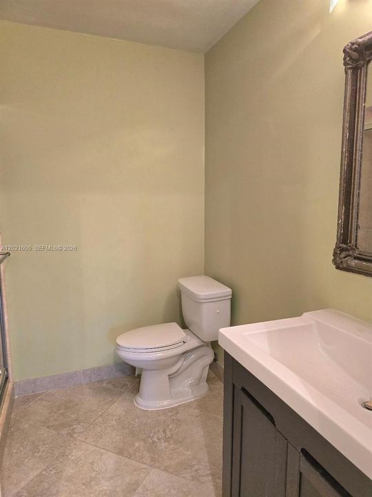 For Rent: $1,825 (2 beds, 2 baths, 909 Square Feet)